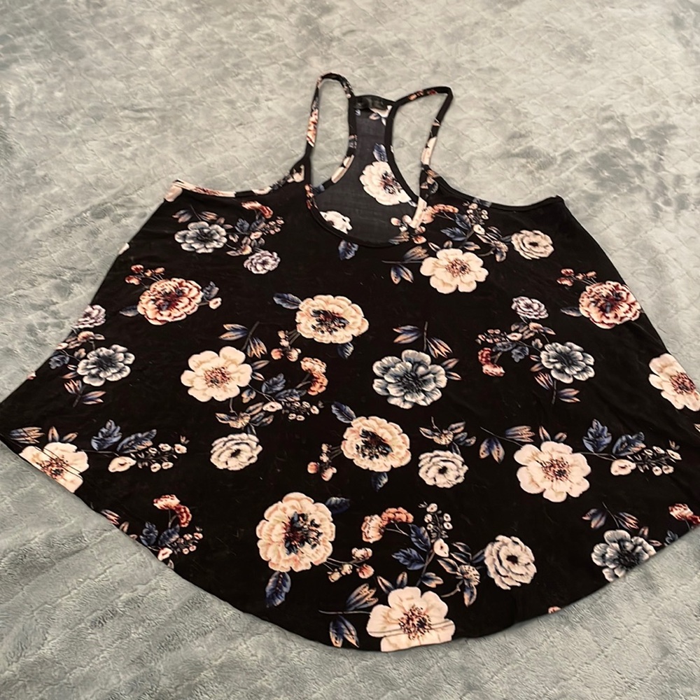 T back flowy tank